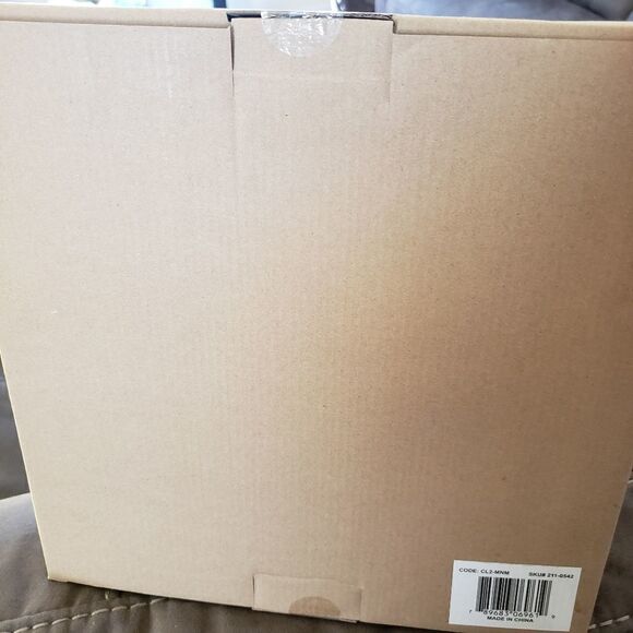 Thomas Kinkade Disney Mickey and Minnie Wall Clock - Picture 6 of 6